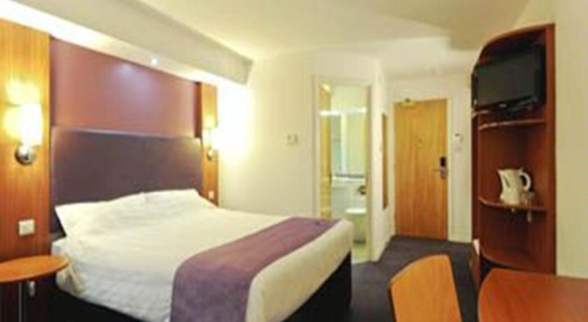 Premier Inn Hemel Hempstead Central Buitenkant foto