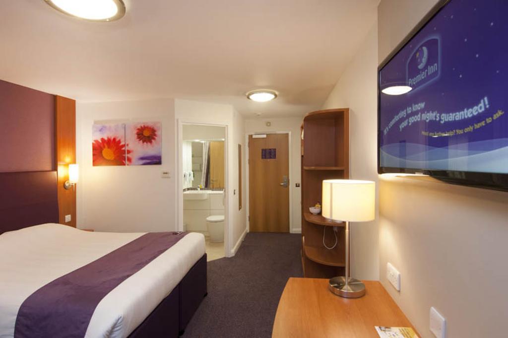 Premier Inn Hemel Hempstead Central Buitenkant foto