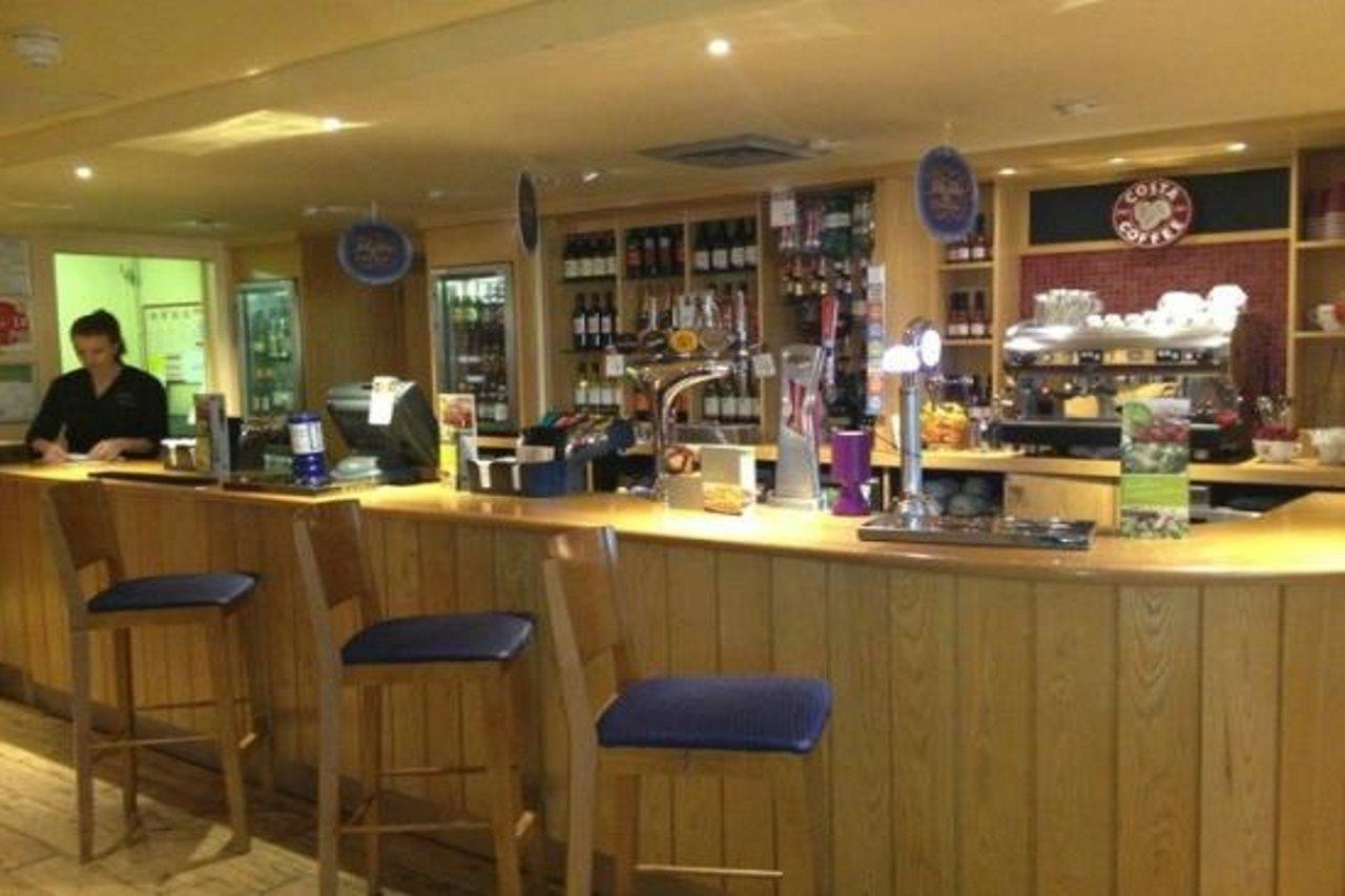 Premier Inn Hemel Hempstead Central Buitenkant foto