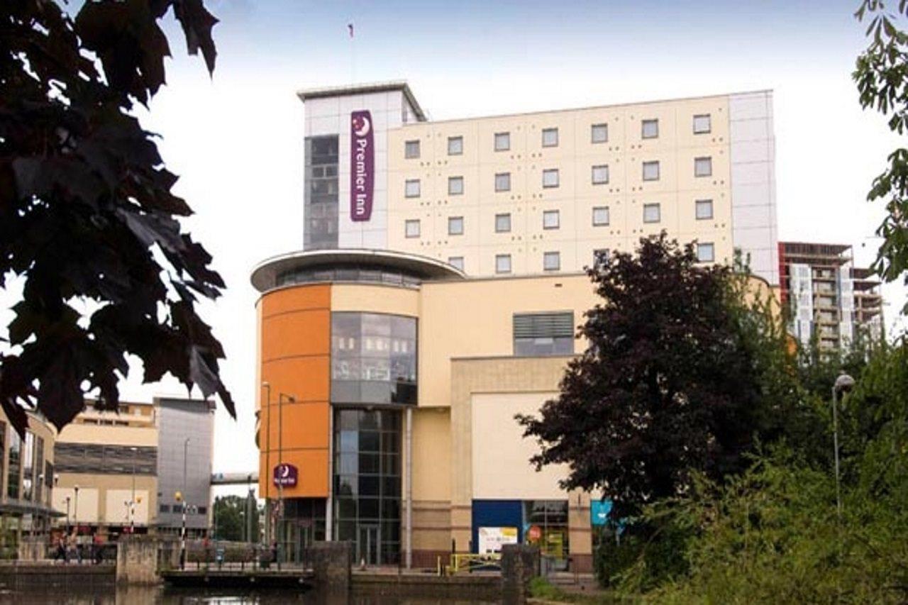 Premier Inn Hemel Hempstead Central Buitenkant foto