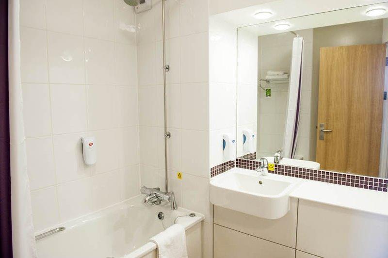 Premier Inn Hemel Hempstead Central Buitenkant foto